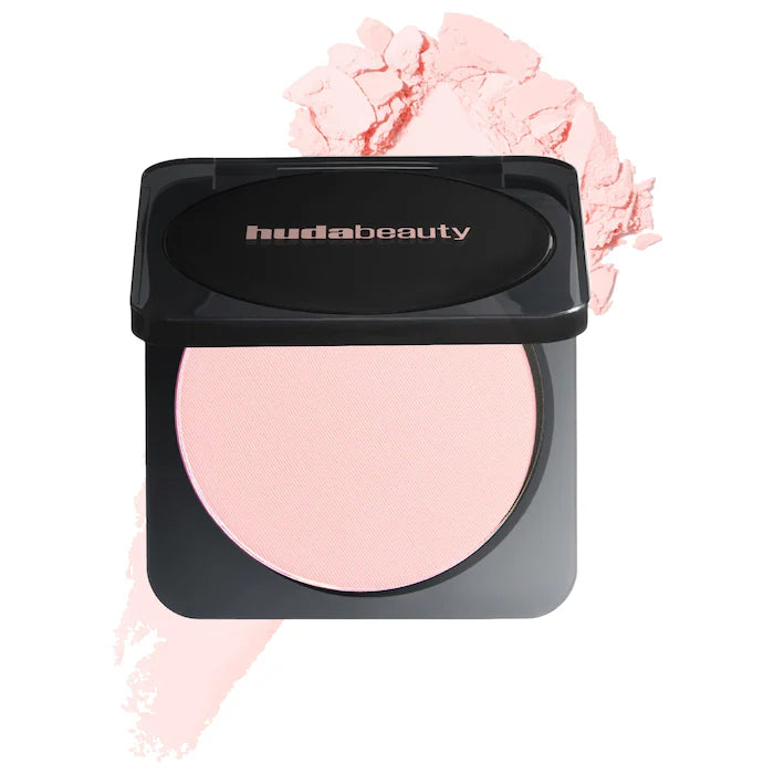HUDA BEAUTY
Easy Bake Airbrush Matte Pressed Setting Powder